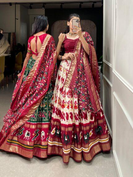 MAHOTSAV PRESENTS SOLITAIRE 10-22 SERIES INDIAN WEDDING DESIGNER LEHENGA  CHOLI COLLECTION AT WHOLESALE PRICE 8027
